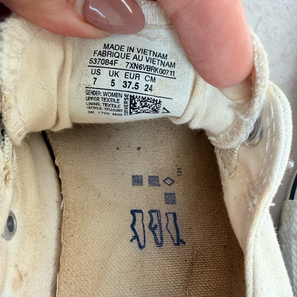 Converse All Star Low Top Sneakers White Canvas Shoes Womens Size 7‎